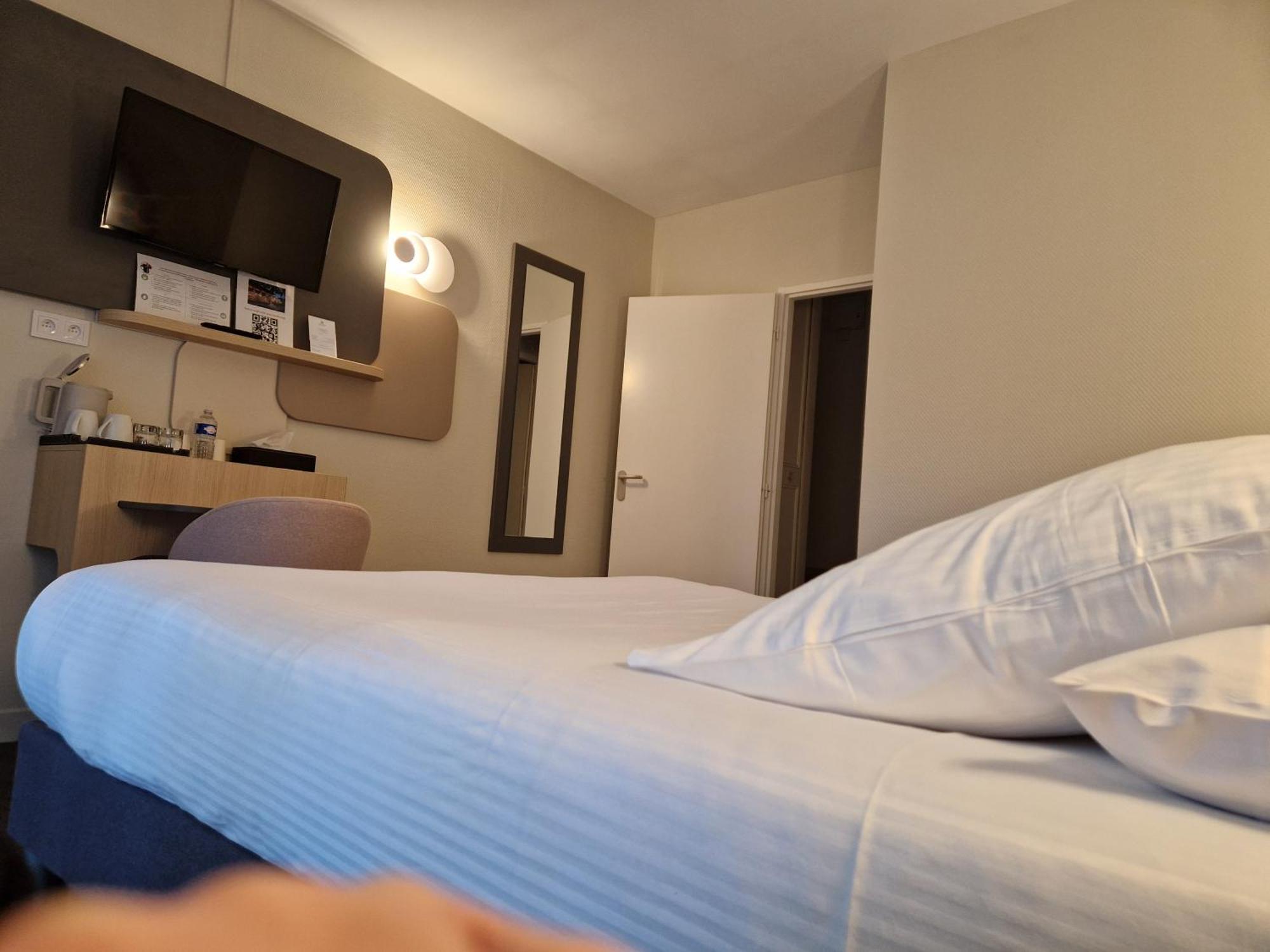 Sure Hotel By Best Western Saint-Quentin Ouest Le Pot D Etain Holnon Экстерьер фото