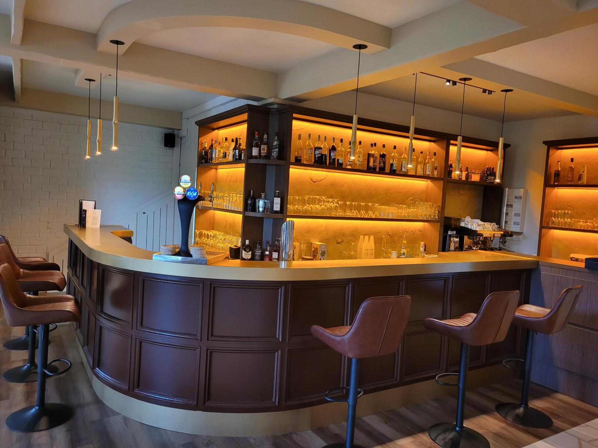 Sure Hotel By Best Western Saint-Quentin Ouest Le Pot D Etain Holnon Экстерьер фото